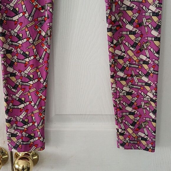 Lularoe  lipstick cosmetology buttery soft purple leggings Sz One Size - Picture 2 of 6